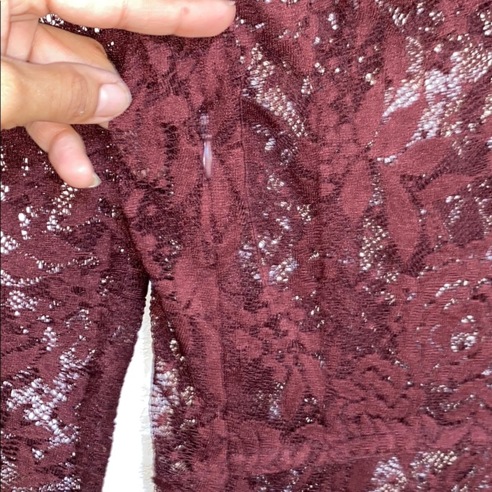Zara lace dress - Picture 4 of 11